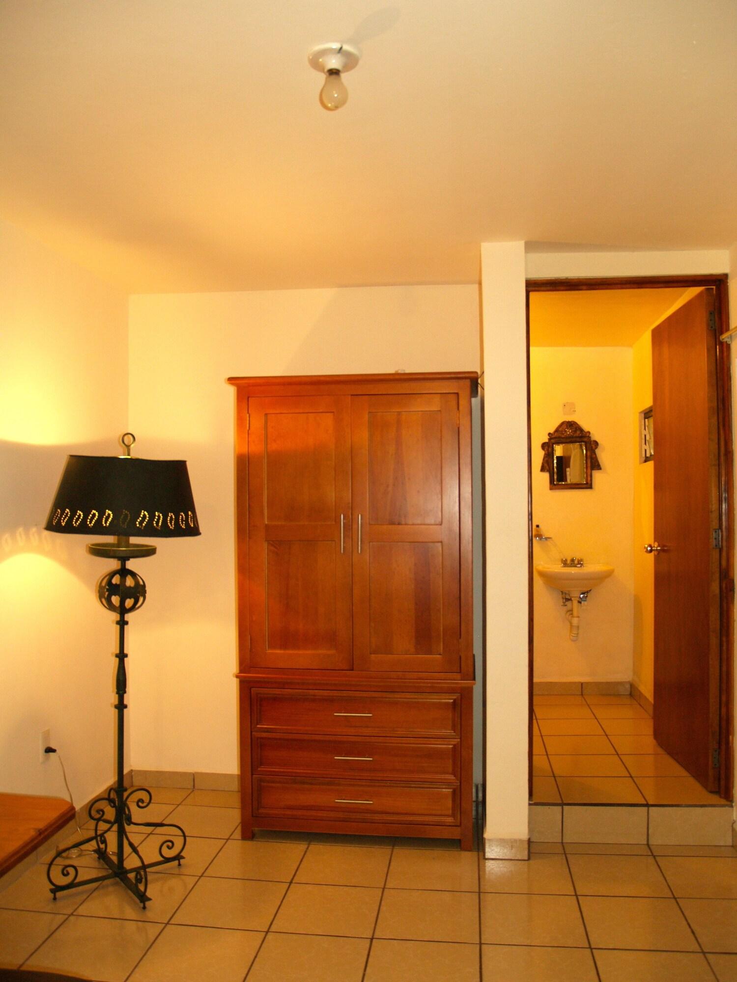 Hotel Y Posada Refugio Independencia Morelia Dış mekan fotoğraf