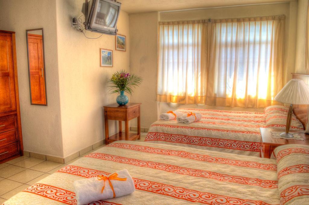 Hotel Y Posada Refugio Independencia Morelia Dış mekan fotoğraf